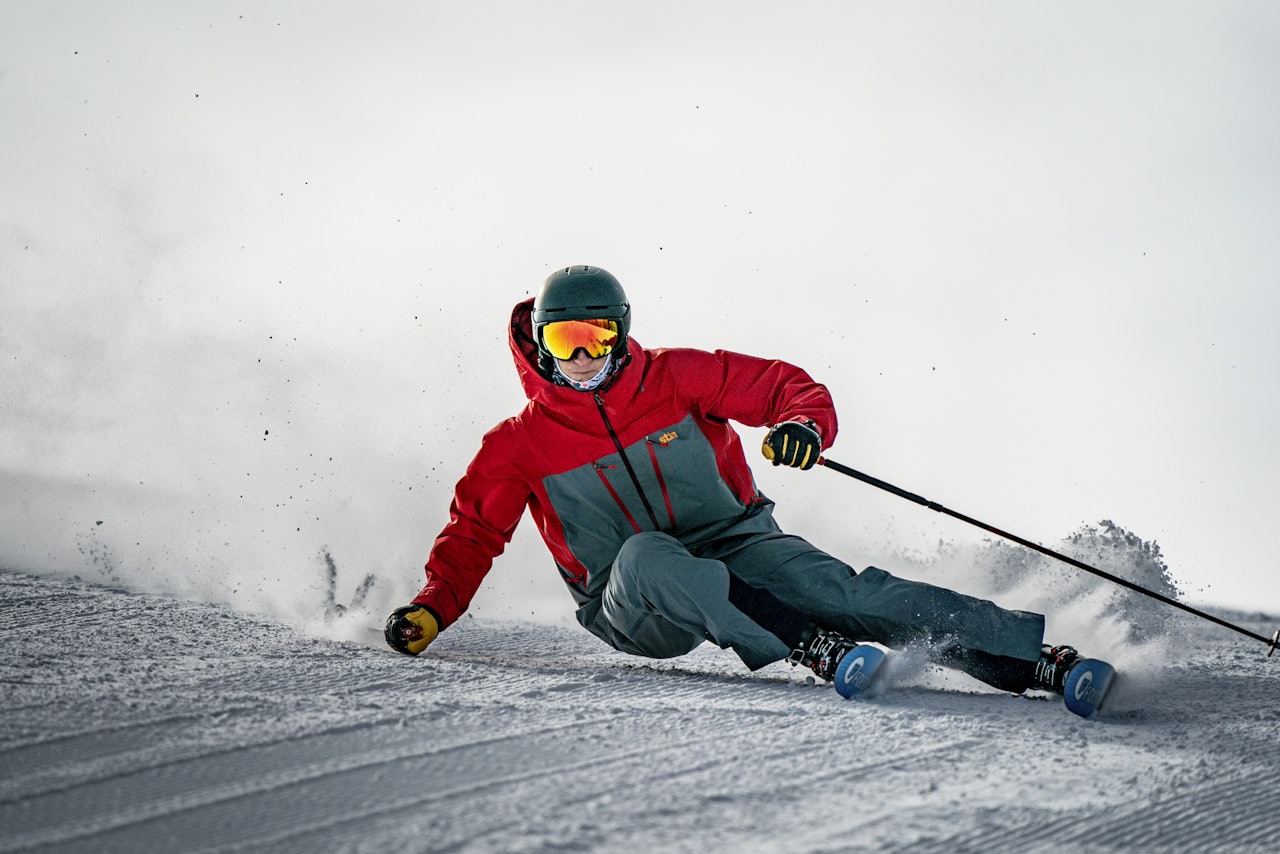 SKIING AT ASPEN SNOWMASS