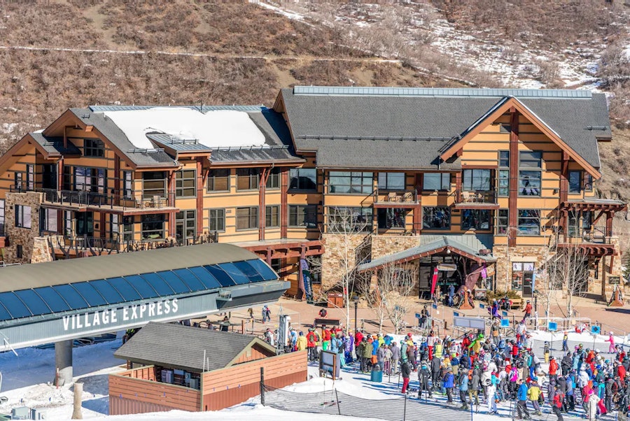 Hayden Lodge Exterior