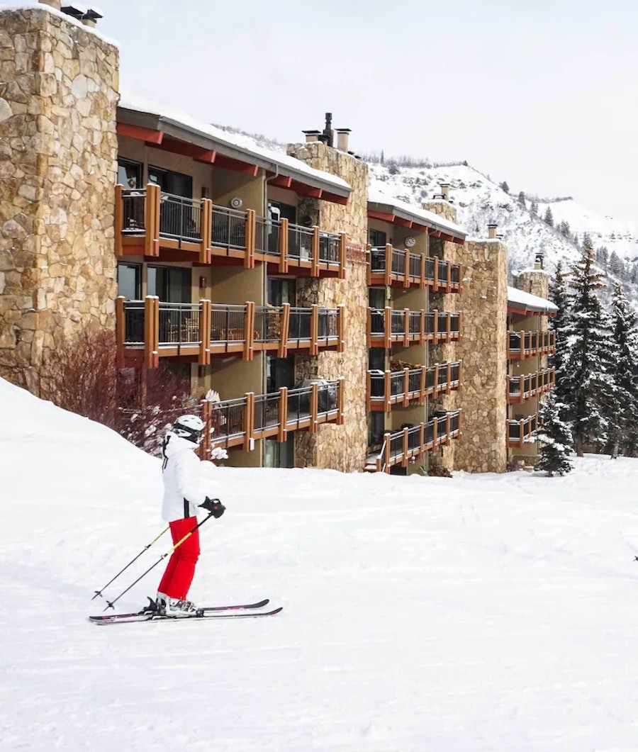 Stonebridge Condominiums Exterior