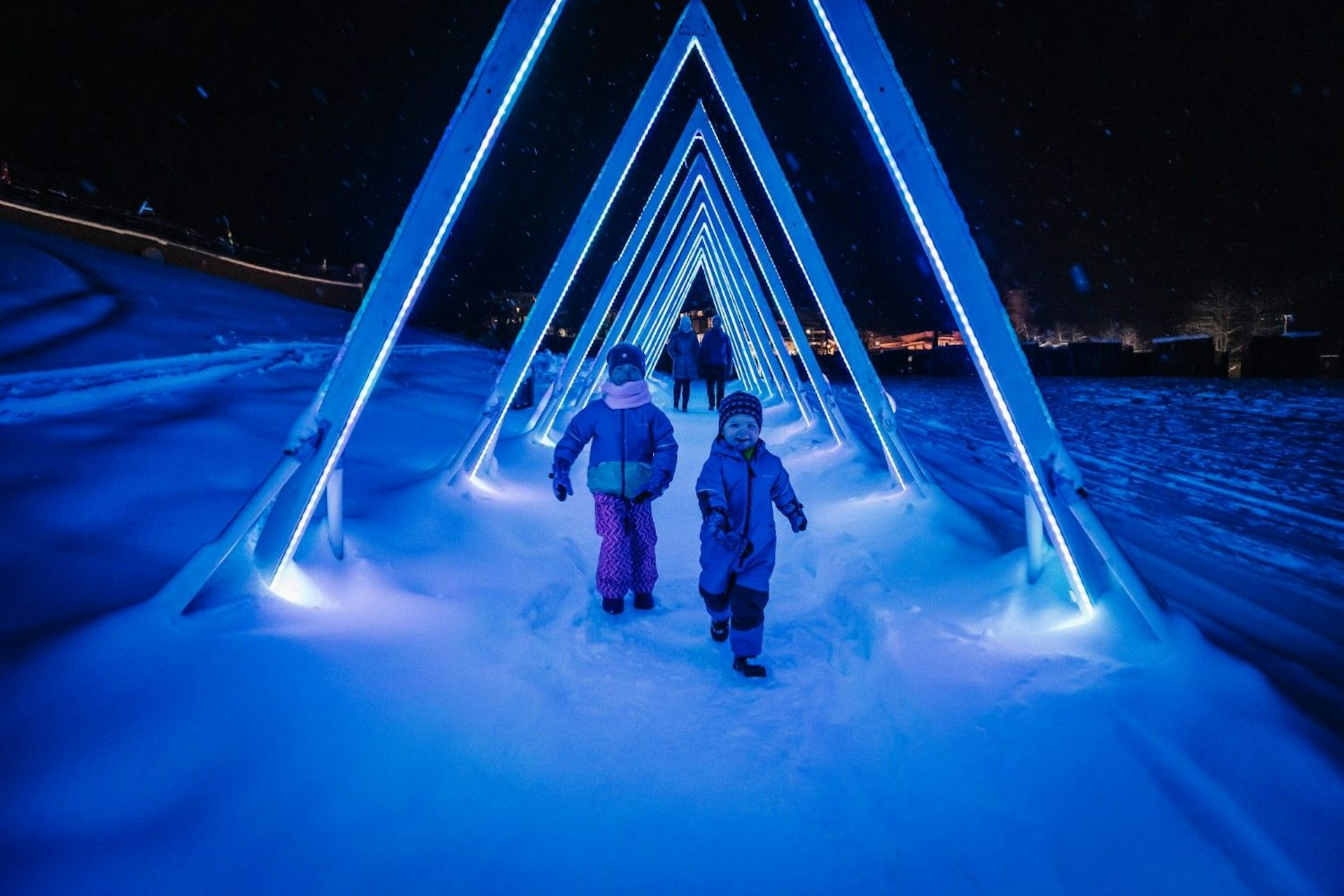 Default description for the image