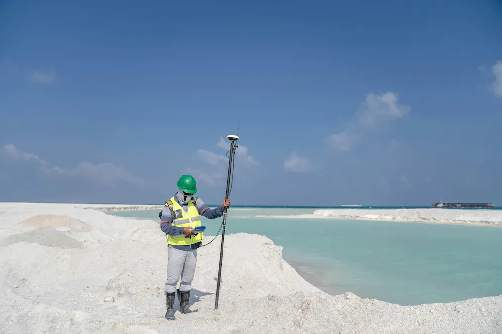 RTK vs. PPK: Mana Metode GPS Paling Akurat untuk Proyek Konstruksi Anda?