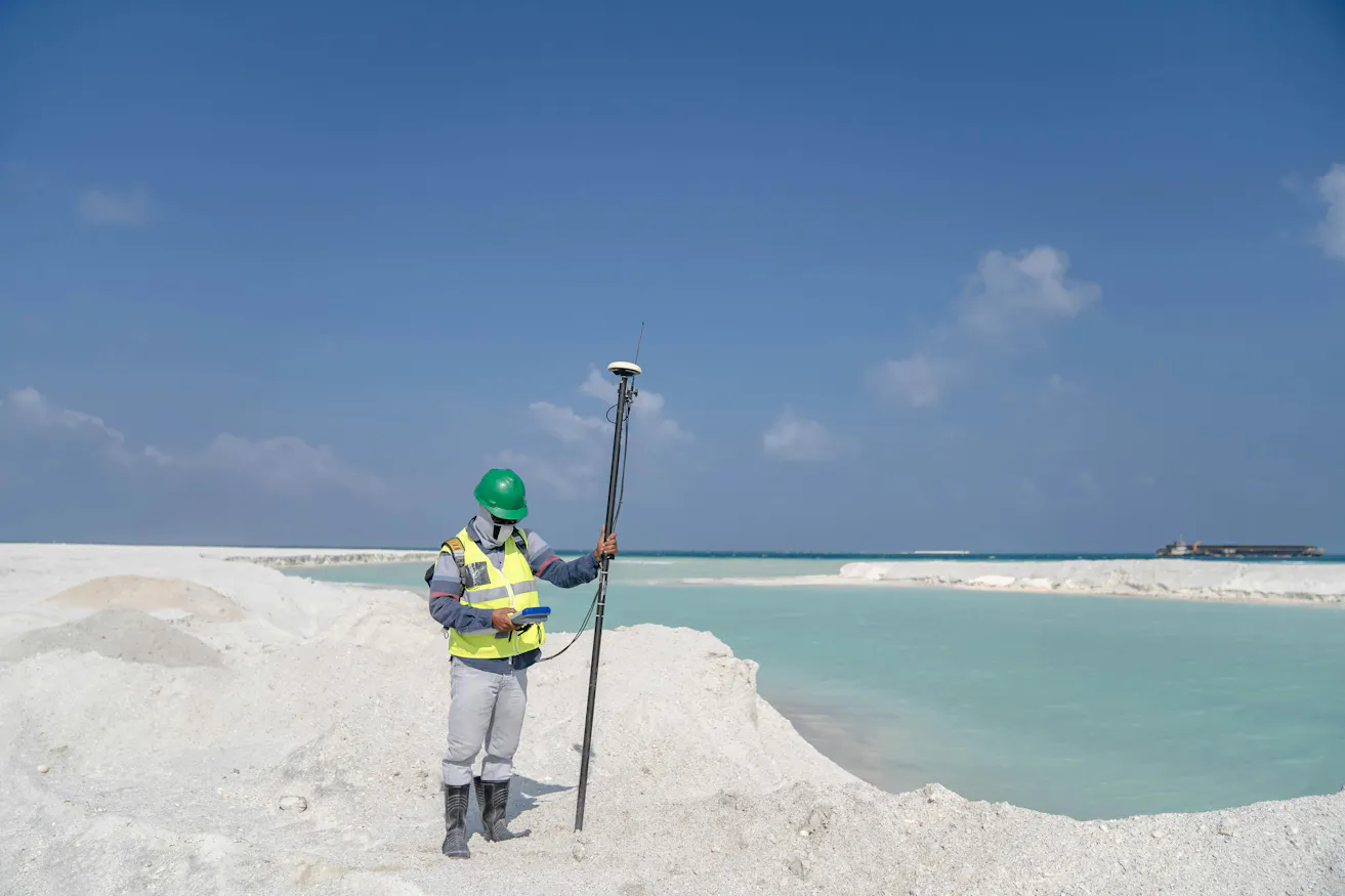 RTK vs. PPK: Mana Metode GPS Paling Akurat untuk Proyek Konstruksi Anda?