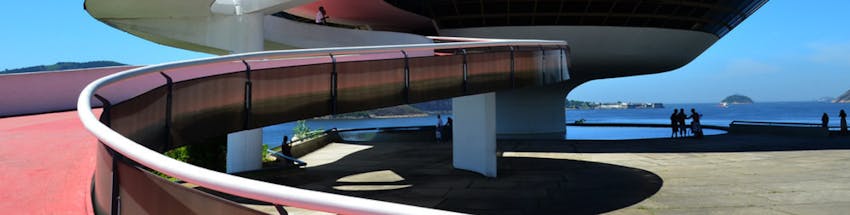 Rampa do Museu de Arte Contemporânea de Niterói.