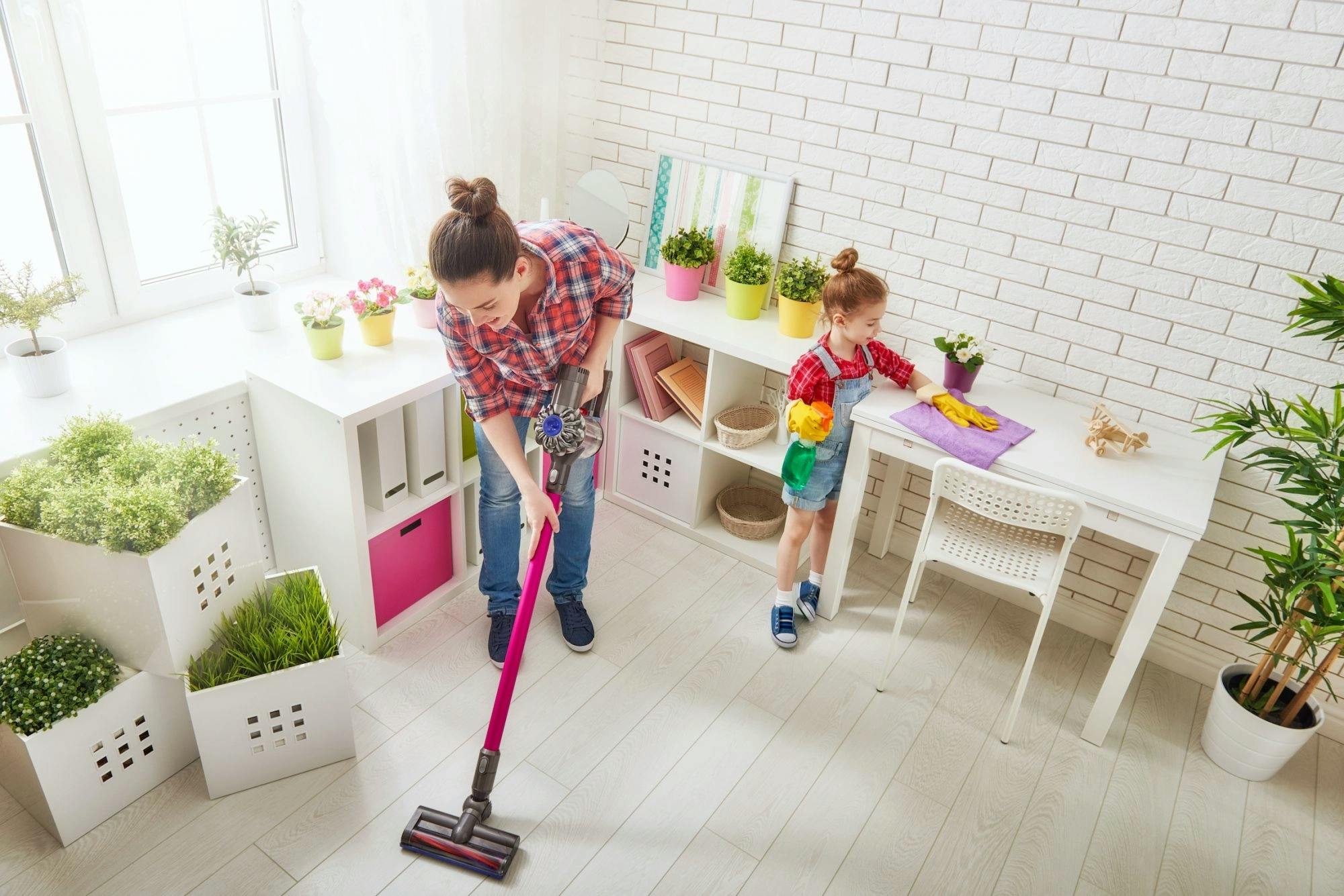 12 DIY Home Cleaning Hacks You Need to Know