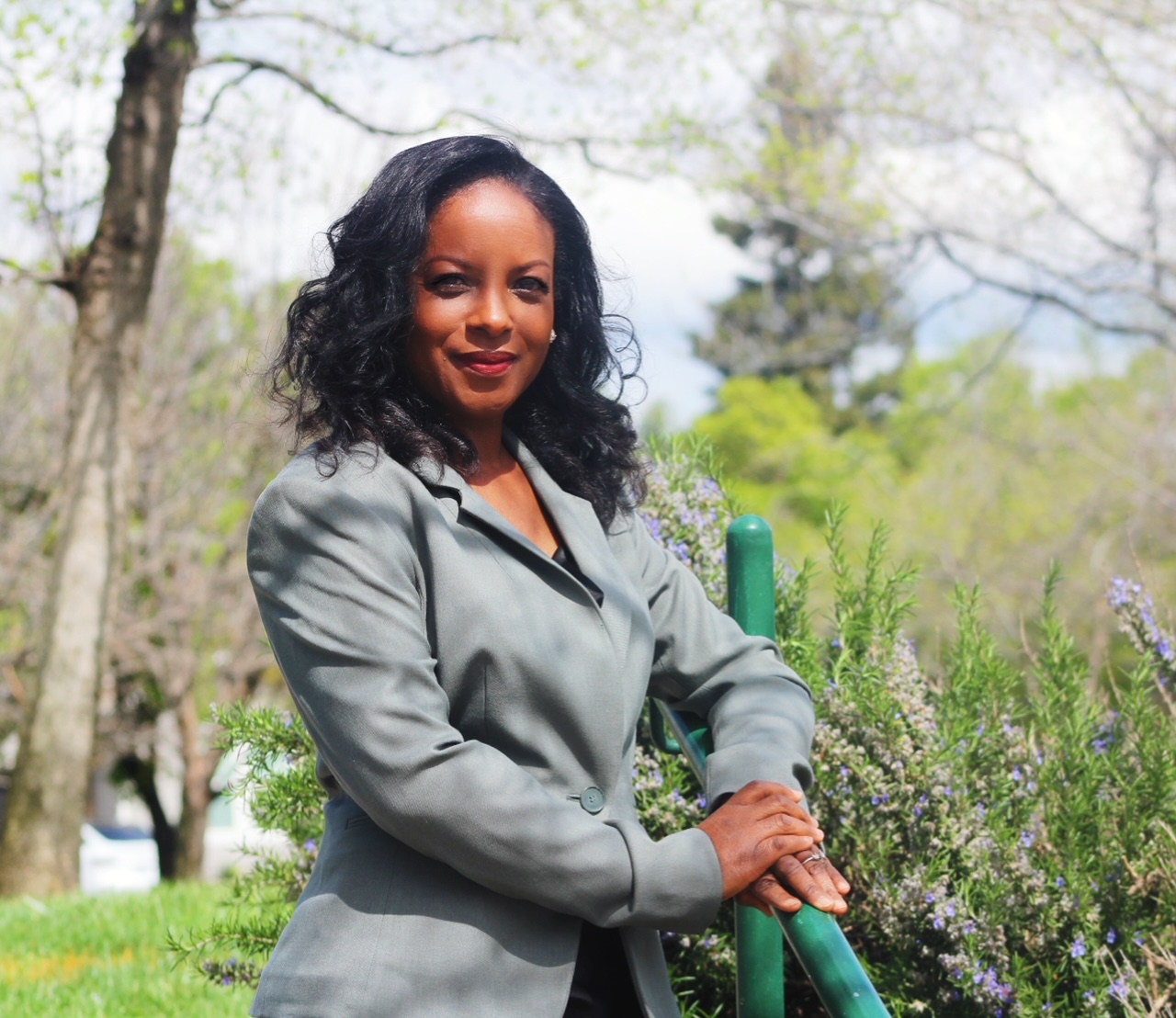 Photo of Angela Brown.