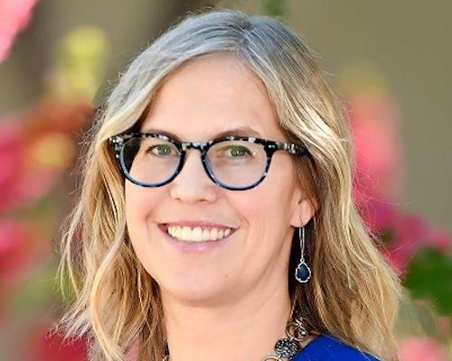 Dr. Alisa Beyer
