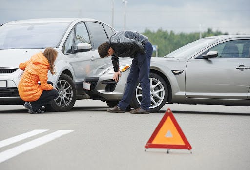 Штрафы за неправильную маркировку места ДТП: что грозит водителю?