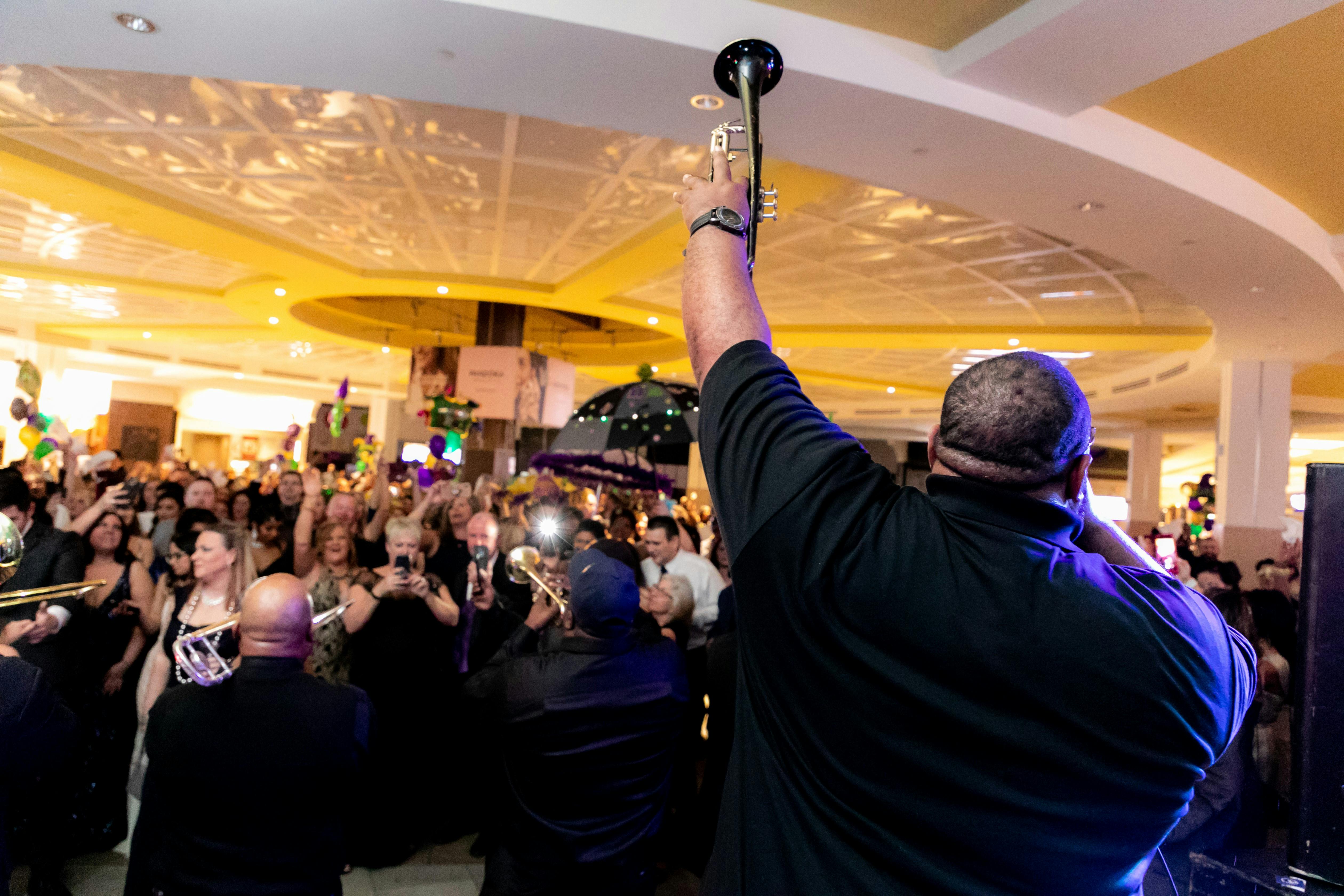 Cordova Mall Ball Ascension Sacred Heart Foundation