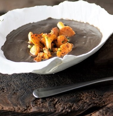 MUSHROOM & TARRAGON SOUP