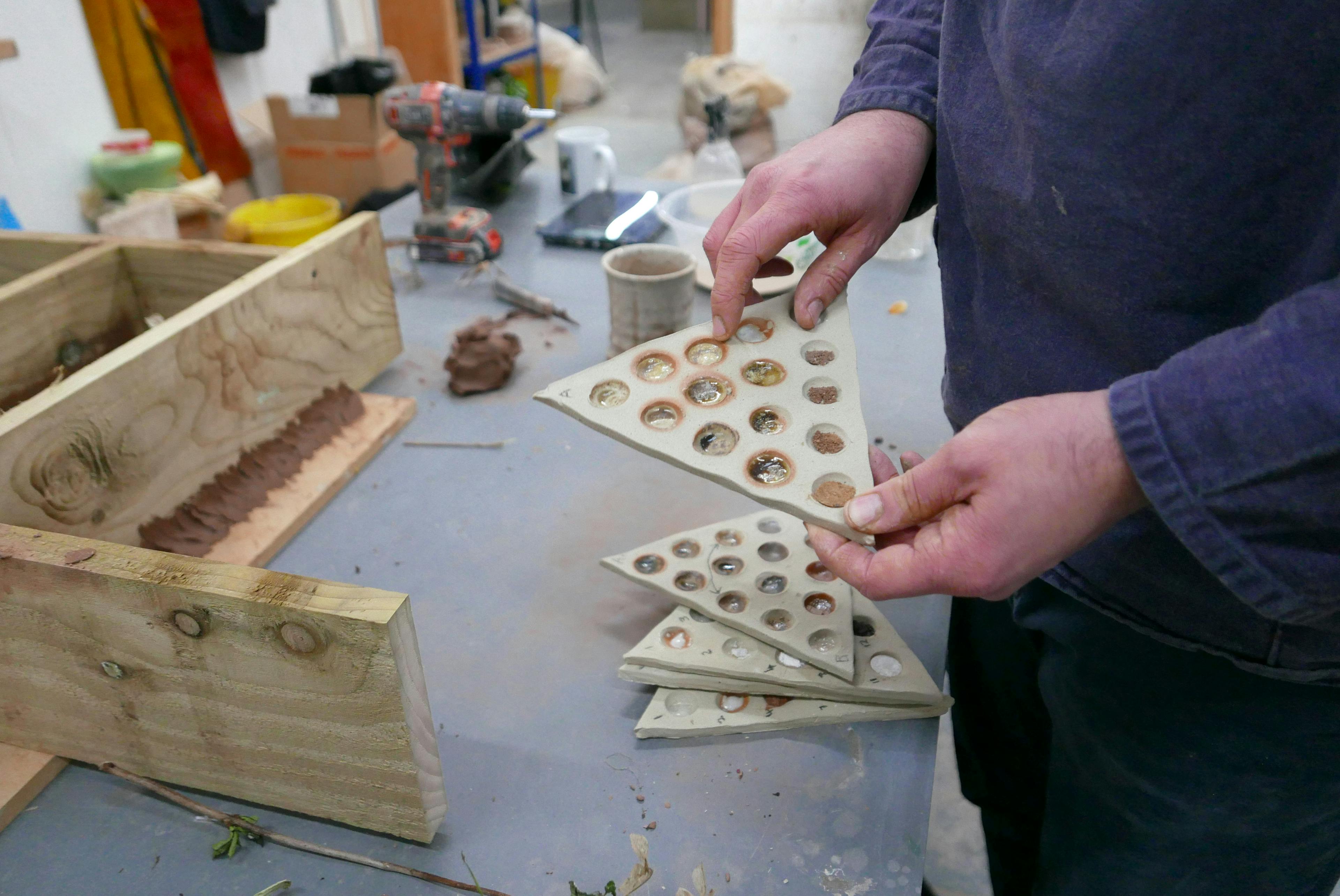 A triaxal blend of different ceramic glaze materials.