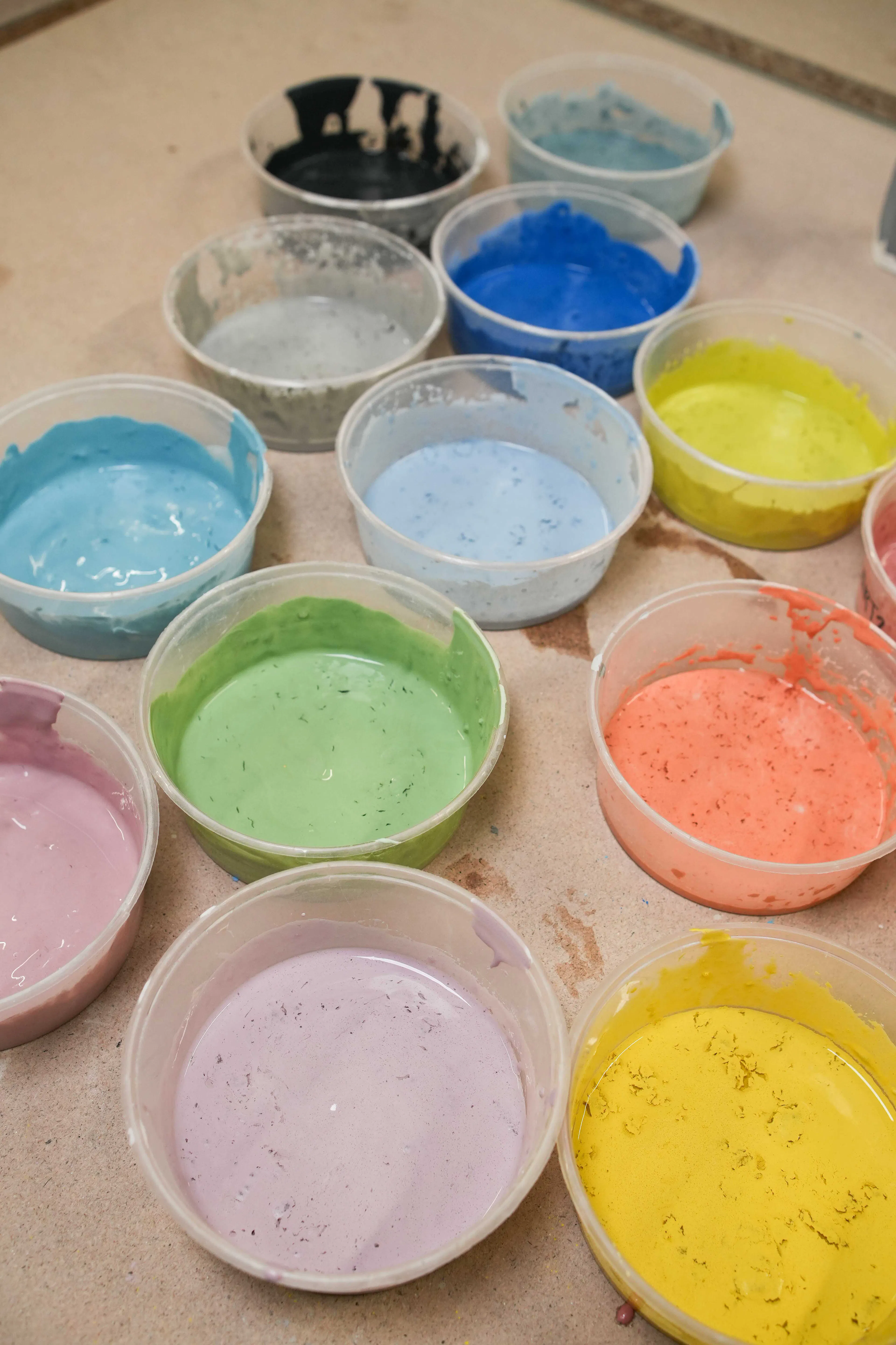 liquid transparent glaze with additons of stains