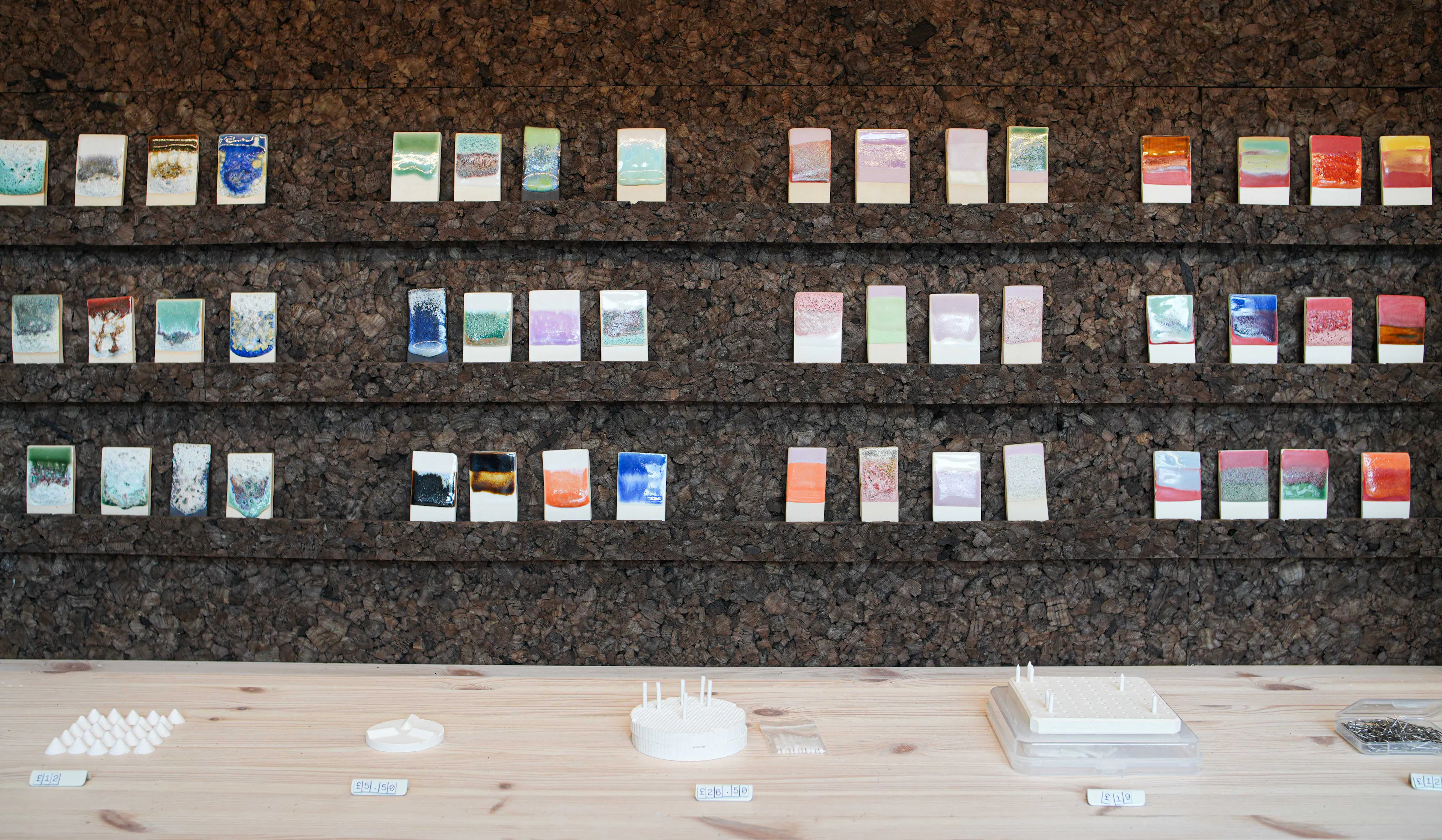 ceramic supply store test tiles and refractory stilts