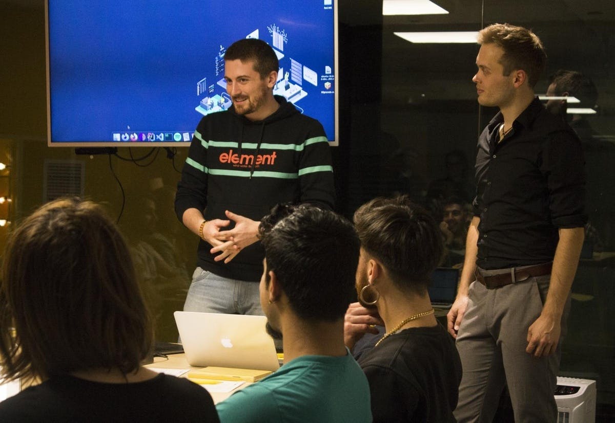 Glovo and migracode offer free coding courses for refugees