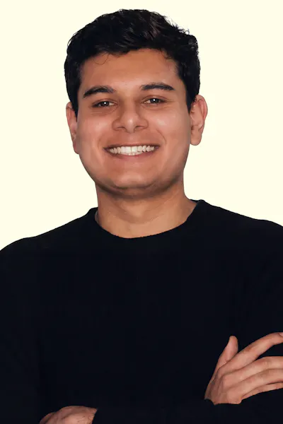 Portrait of Yash Nassikar. He is wearing a black shirt