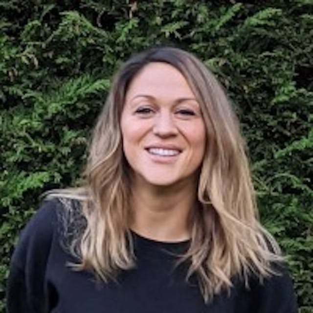 Amanda Cassidy, Go1
