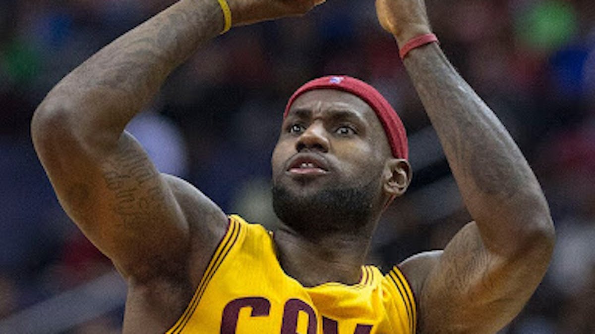 Lebron James making a shot