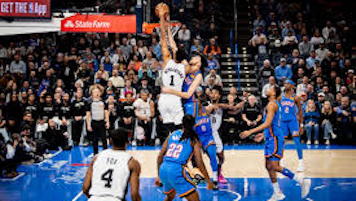 Wembanyama dunking on Chet Holmgrem