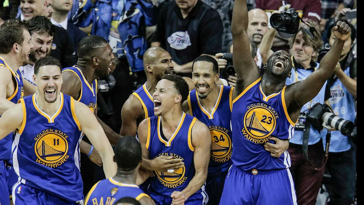 The 2015/16 Warriors: The Greatest NBA team of all time