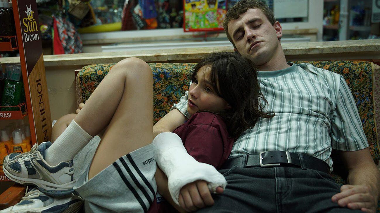 Still from the movie Aftersun