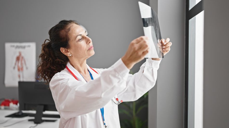 X-Rays vs. MRI, CT and Ultrasound: Choosing the right imaging test ...