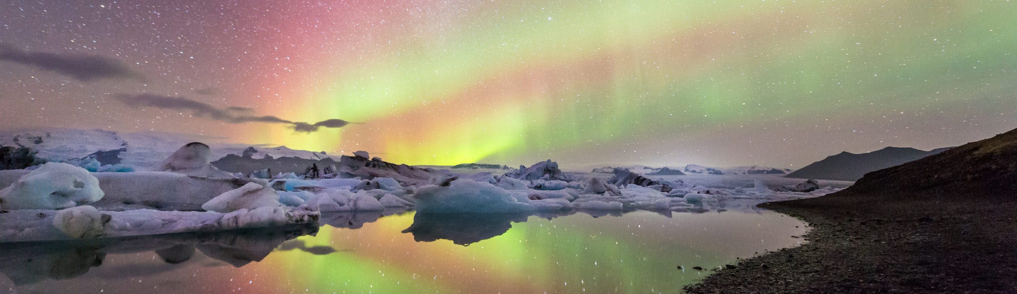 Off road driving in Iceland
