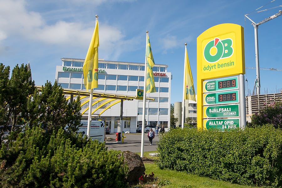 An Odyrt Bensin gas station in Reykjavík, Iceland.