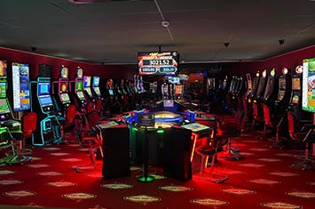 Salle de jeux Golden Vegas de Le Bizet