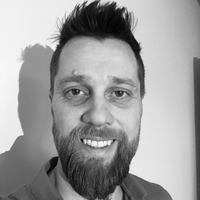 Ian Stanton, Beggars Group