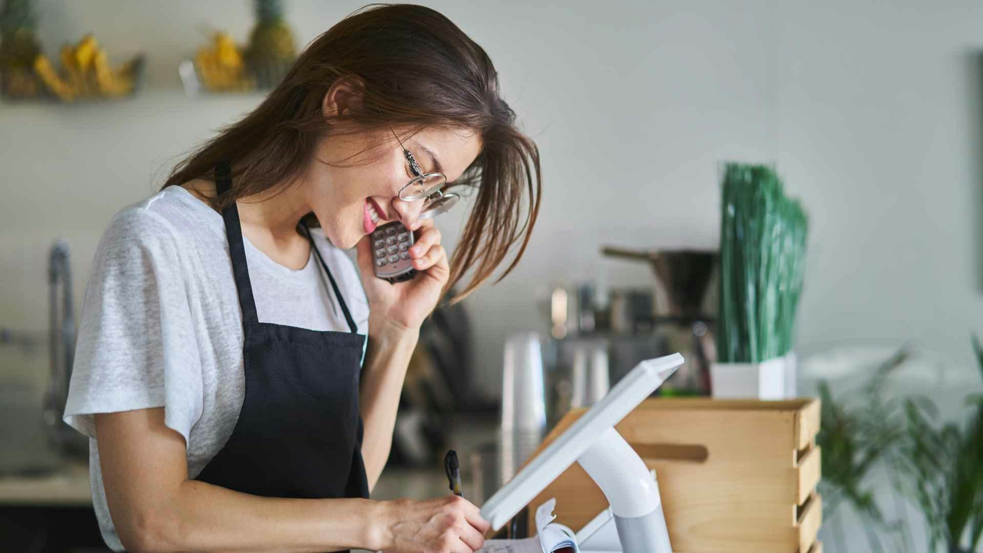 Nota de pedido: qué es, para qué sirve y cómo usarla correctamente