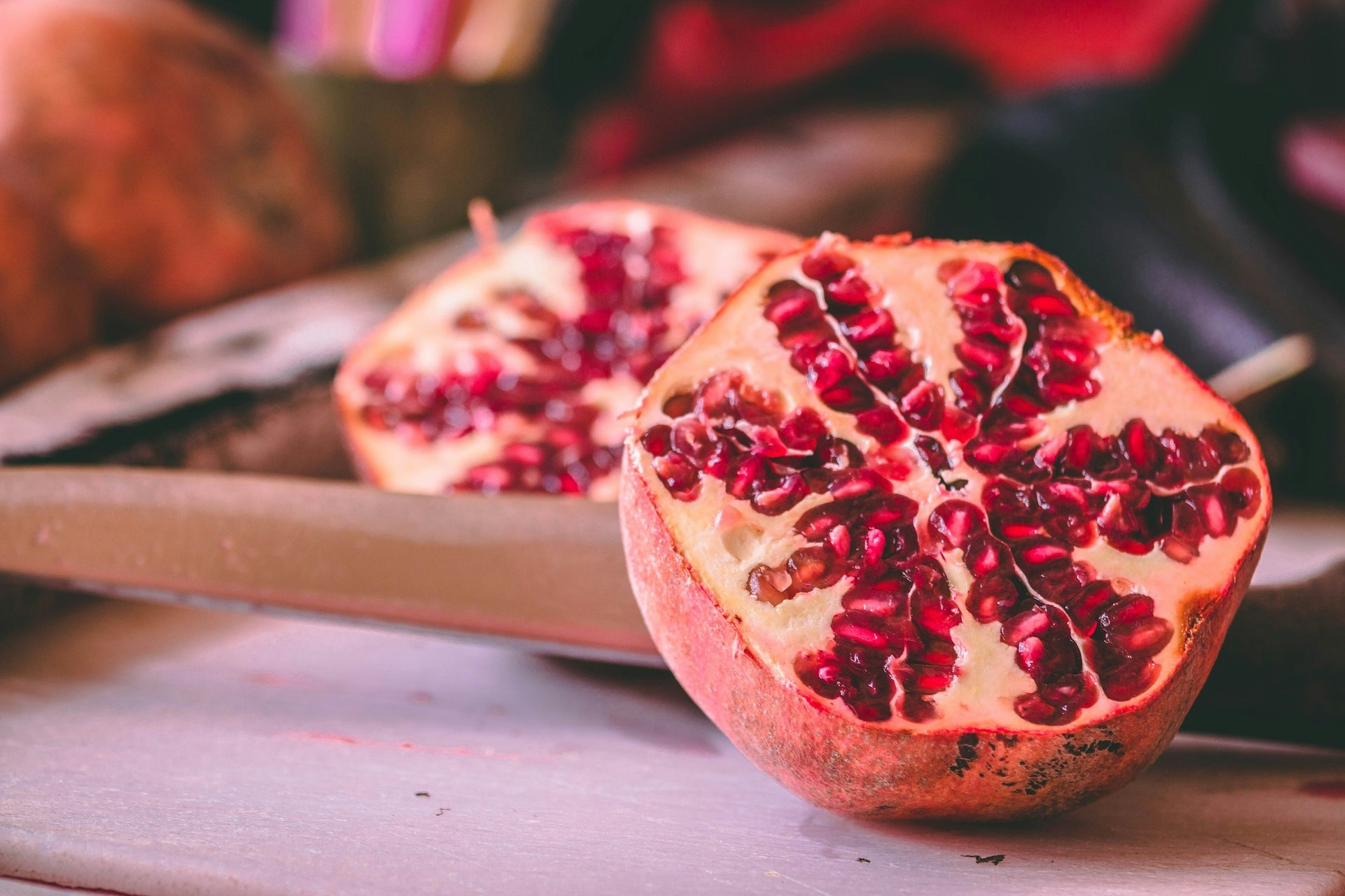 Top 10 Benefits of Drinking Pomegranate Juice