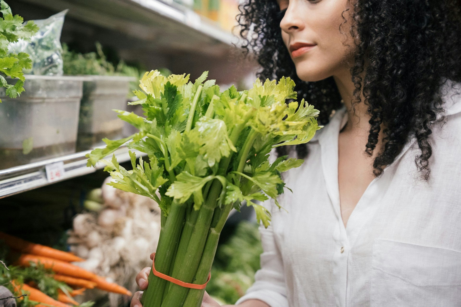 Top 10 Benefits of Drinking Celery Juice