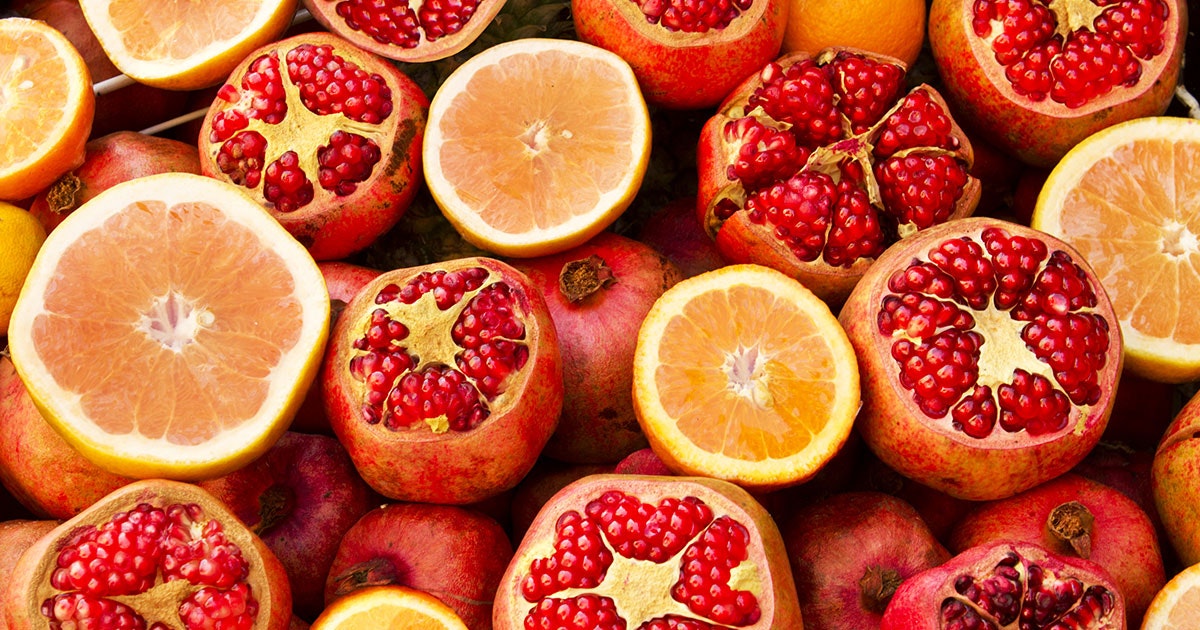 How to Make Cold-Pressed Orange Juice or Pomegranate Juice
