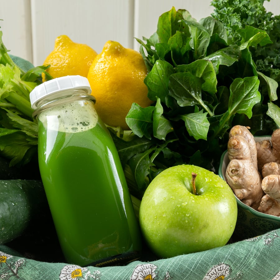 Juicing 2025 dandelion greens