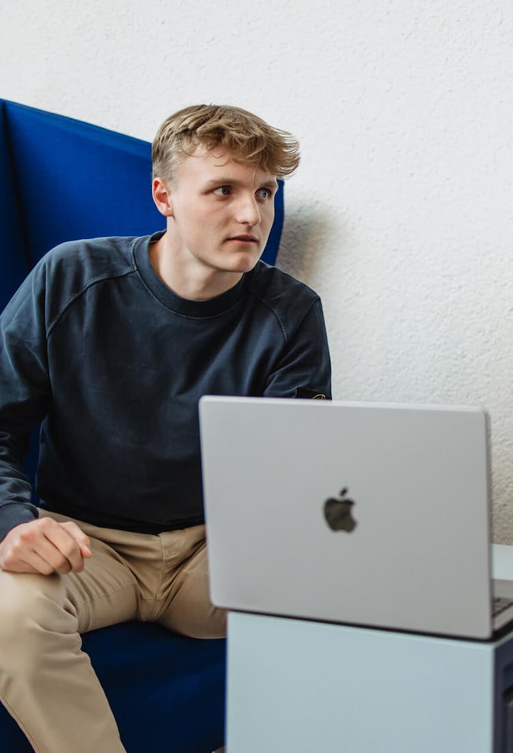 Prompt Engineer am üben