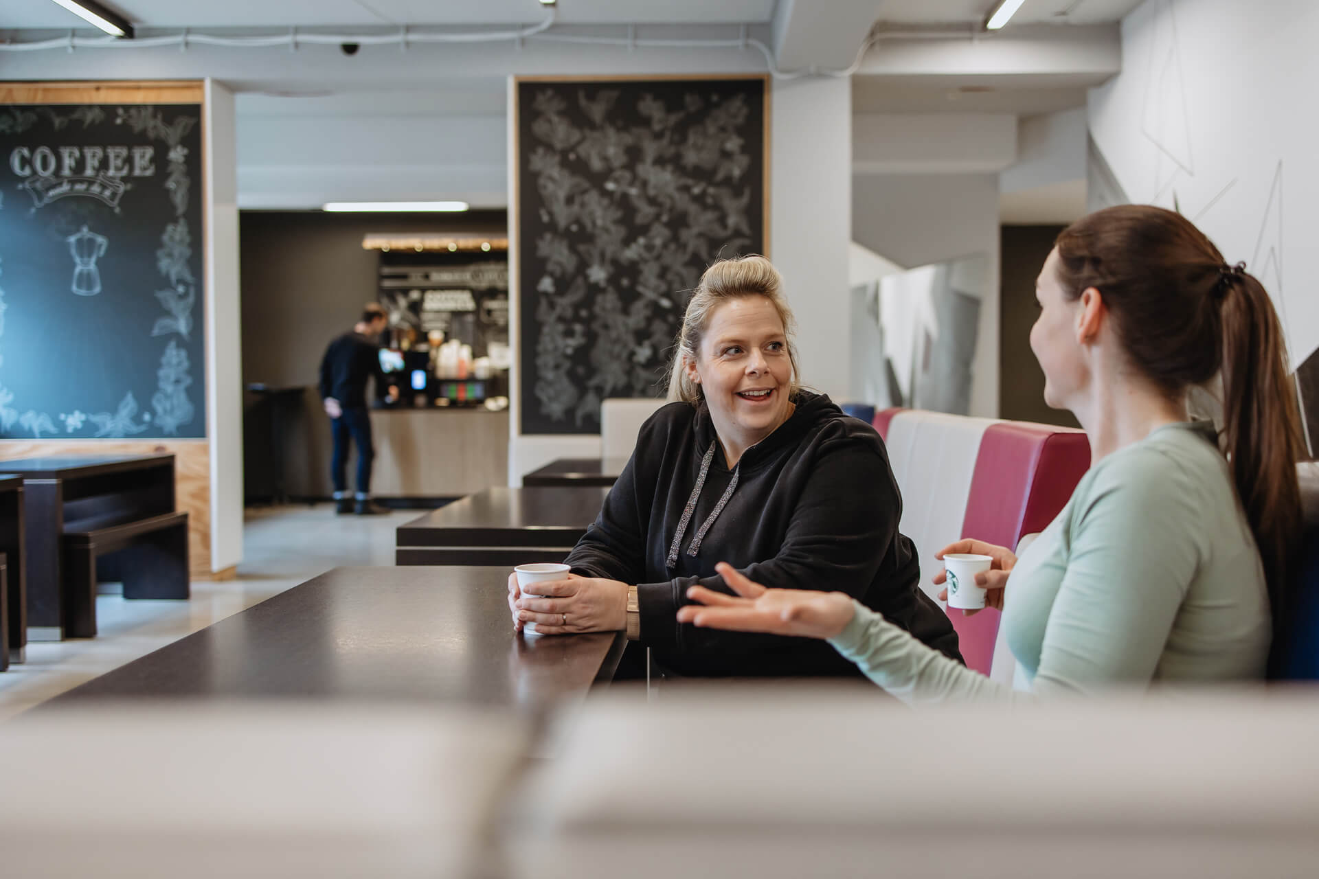 Austausch zwischen zwei Personen