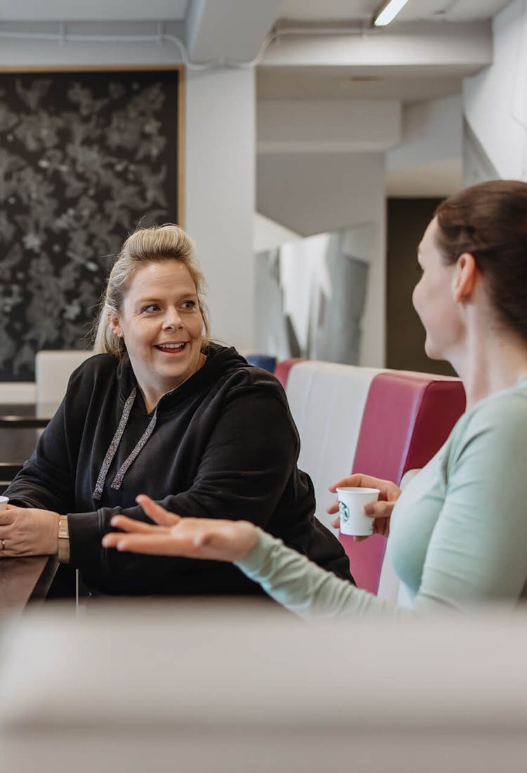 Austausch zwischen zwei Personen