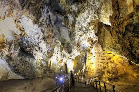 Paradise Cave