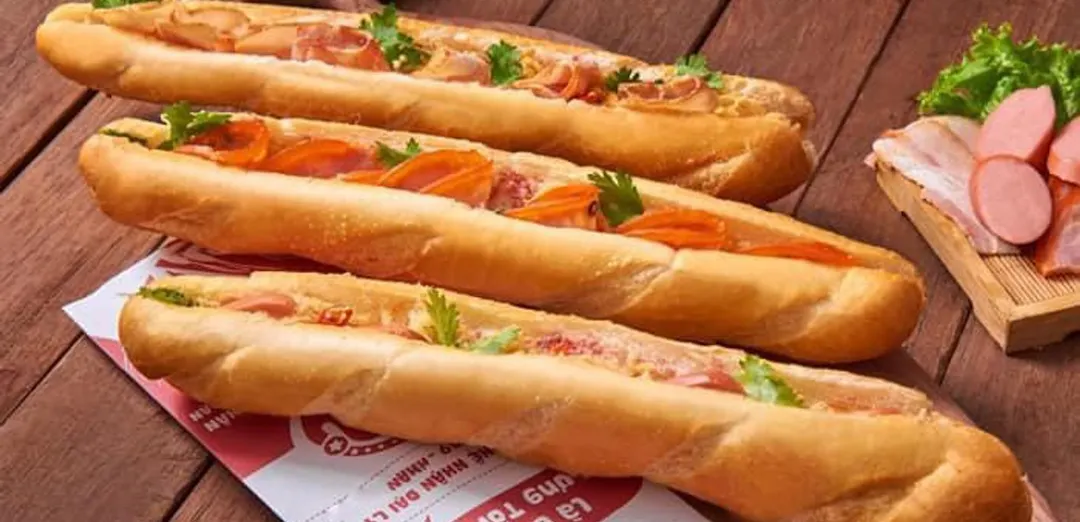 Banh Mi Que: The Crispy Hai Phong Stick