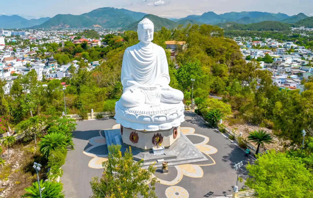 Visit Long Son Pagoda and Nha Trang Cathedral