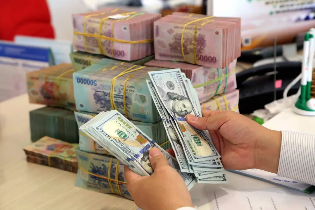 Exchanging Cash: Where to Get the Best Rates