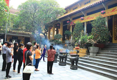 What to Wear When Visiting Temples in Vietnam: The Ultimate Dress Code Guide