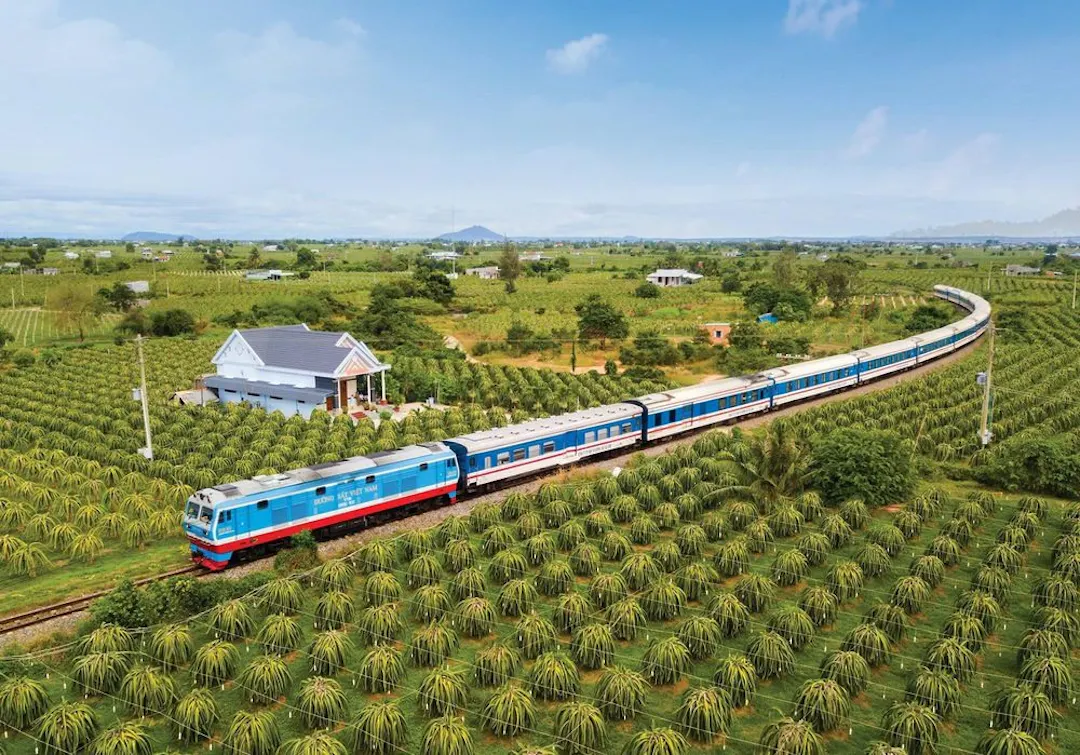Iron Rails and Scenic Vistas – Railway Networks in the Best Ways to Travel Around Vietnam