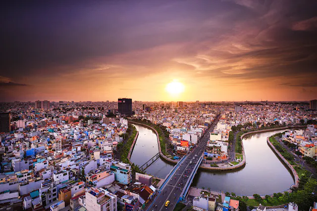 About Comparisons in Vietnam