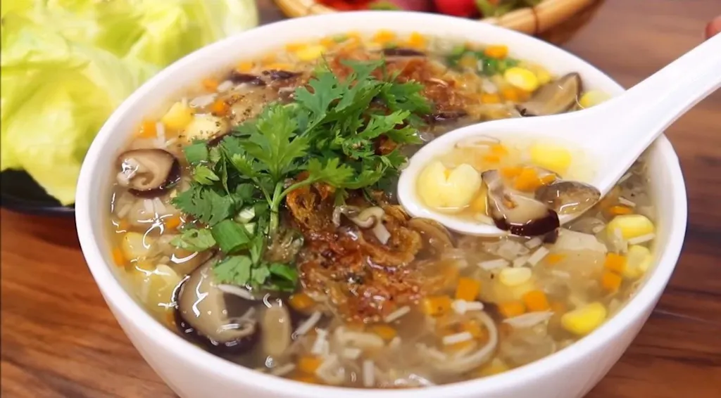 Signature Ingredients of Vietnamese Crab Soup (Súp Cua)