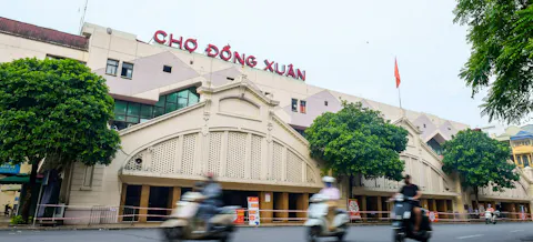 Dong Xuan Market