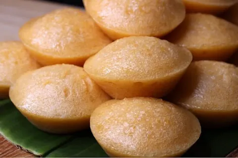 Bánh Bò Thốt Nốt: Vietnam's Palm Sugar Honeycomb Cake