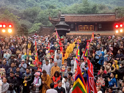 Huong Pagoda Festival Vietnam: Dates, Traditions & Travel Guide