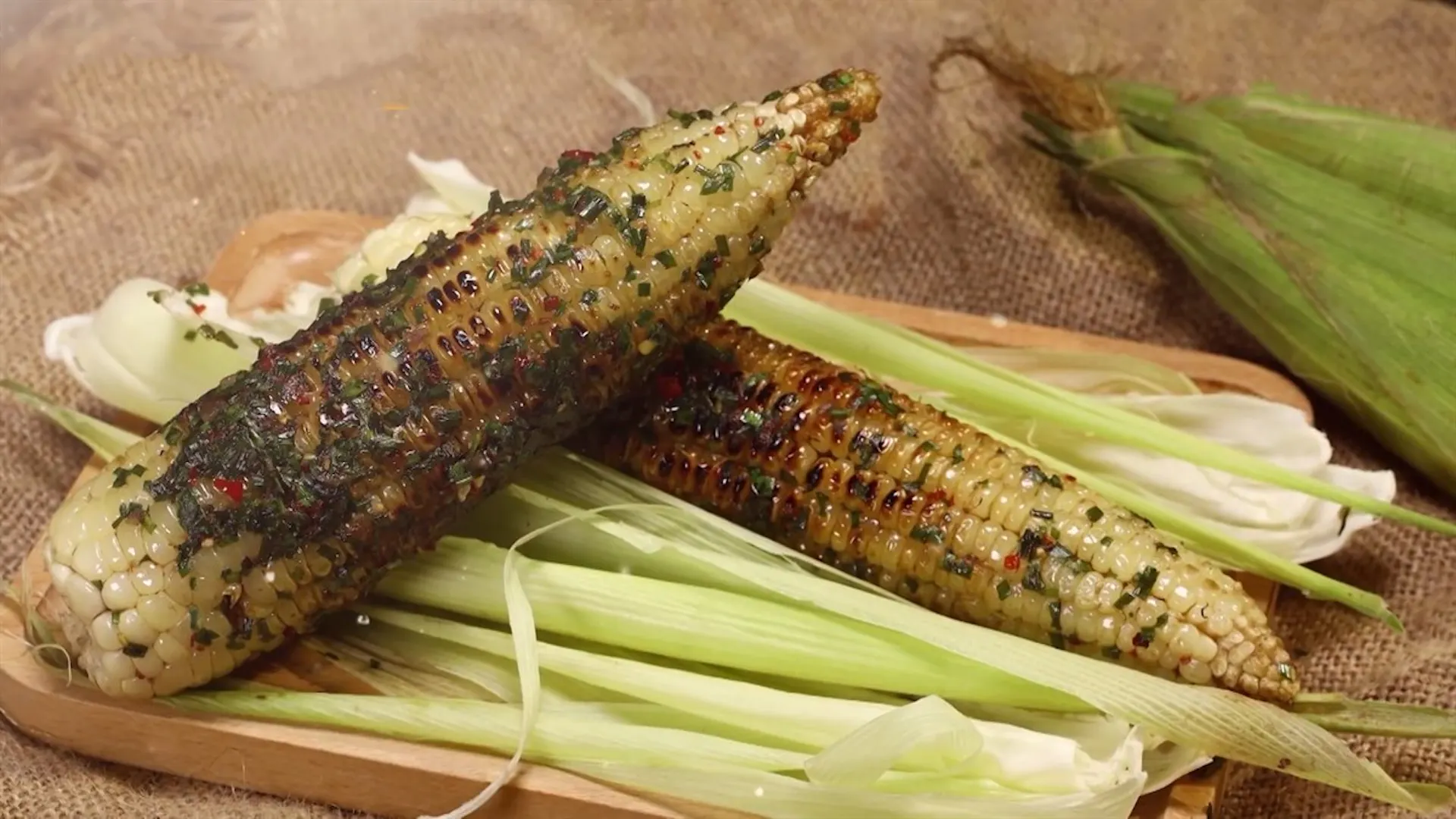 Grilled Corn: Vietnam's Smoky Street Food Snack