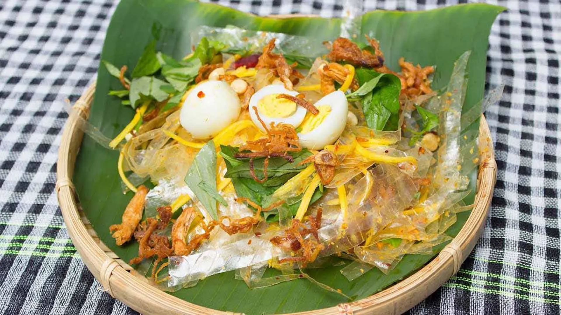 Banh Trang Tron Recipe: How to Make Vietnamese Rice Paper Salad
