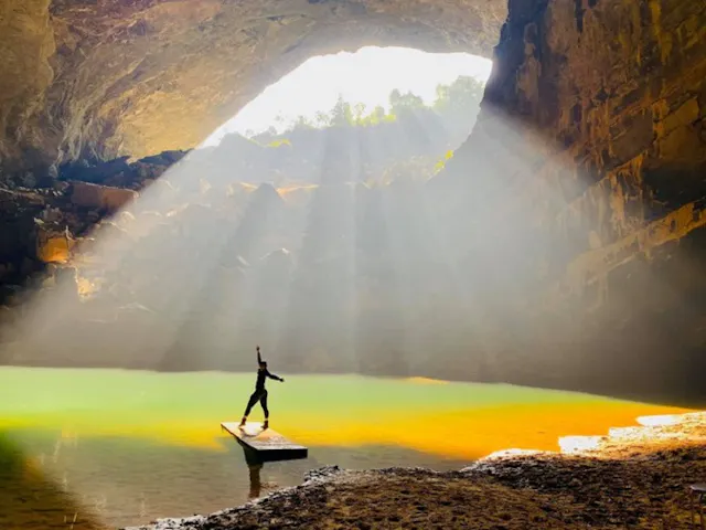 Hang En Cave in Frames – A Journey Into Vietnam’s Underground Wonder